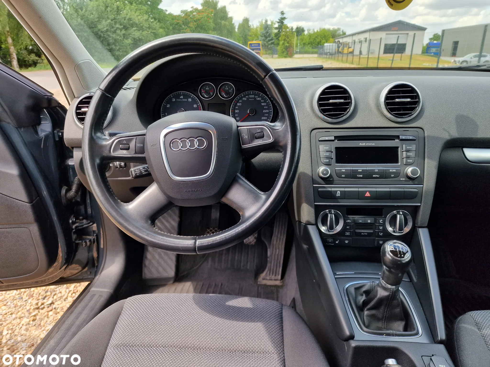Audi A3 1.6 Ambiente - 28