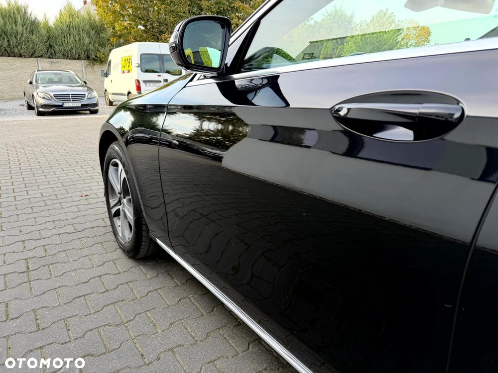 Mercedes-Benz Klasa E 220 d 9G-TRONIC Sportstyle Edition - 31
