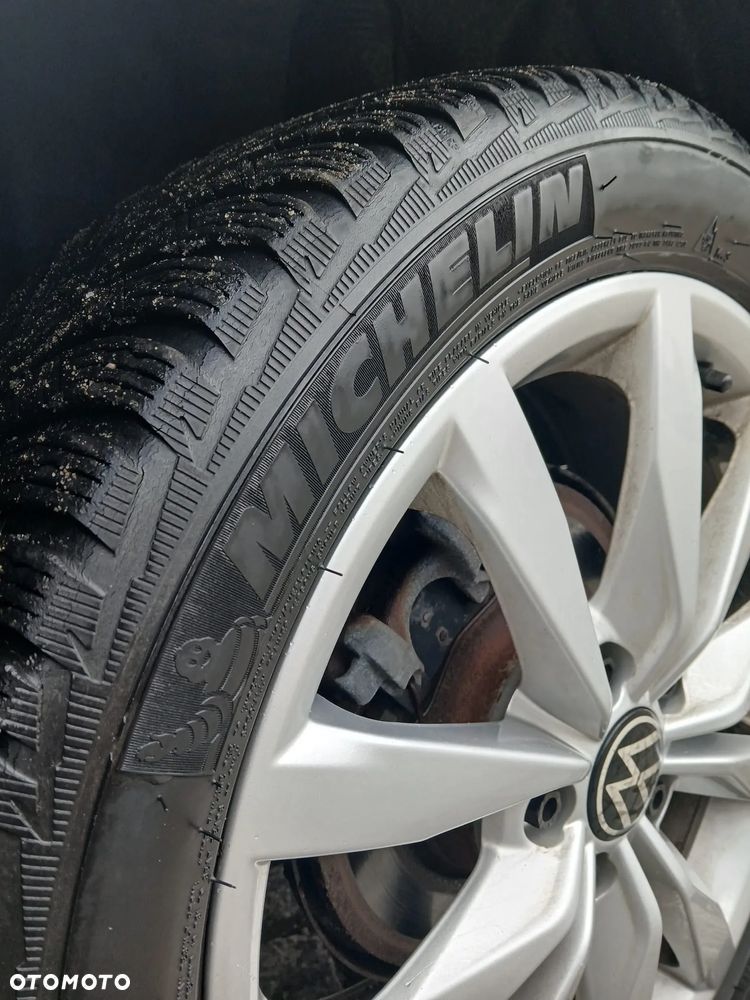 Volkswagen Golf 1.6 TDI BlueMotion Technology Lounge - 9