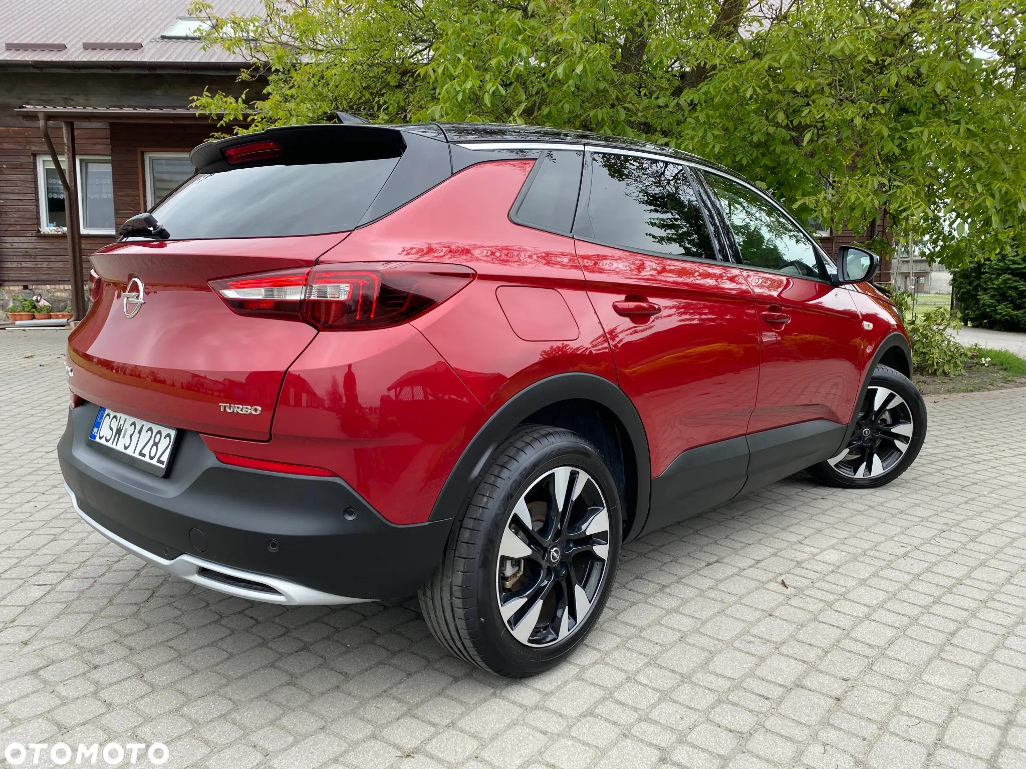 Opel Grandland X 1.2 Start/Stop Automatik Business Edition - 2