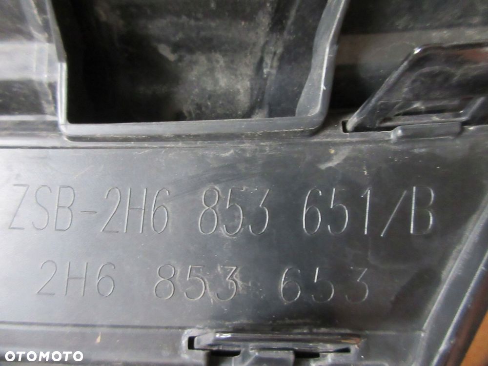 vw amarok 16^ lift grill atrapa 2h6853651b - 7