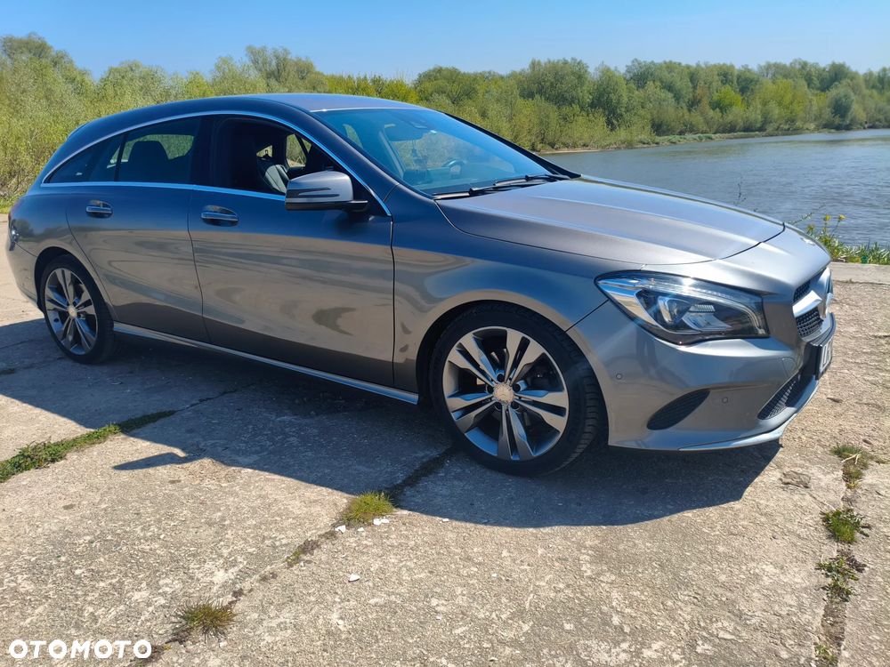Mercedes-Benz CLA 220 d 7G-DCT - 2