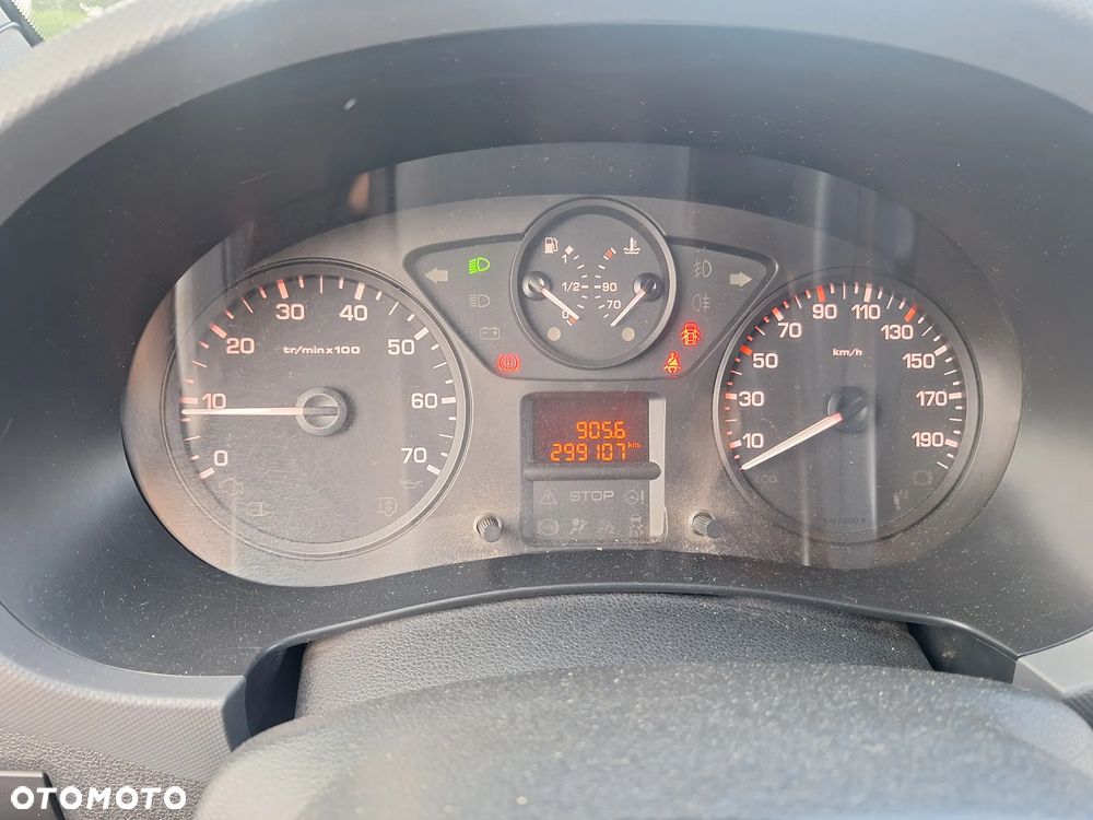 Peugeot Partner - 10