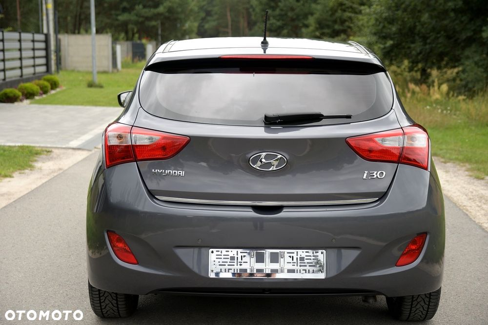 Hyundai i30 blue 1.6 GDI DCT Premium - 30