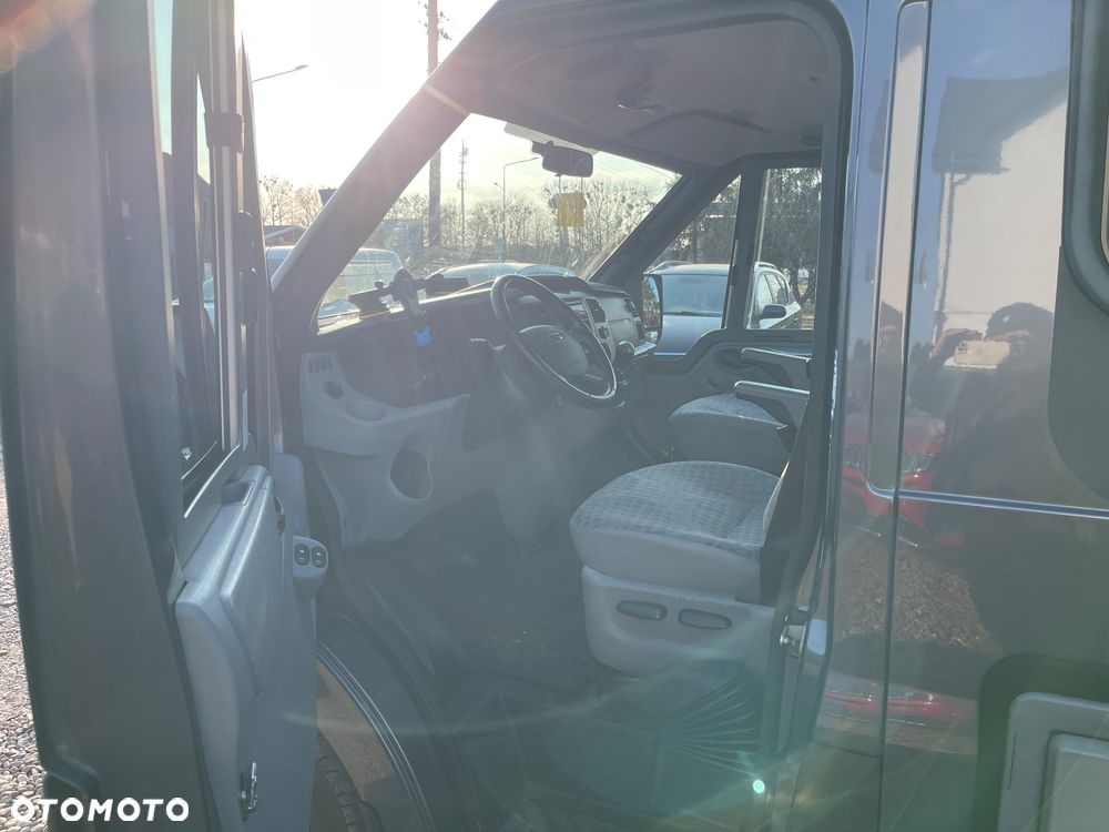 Ford Transit - 20