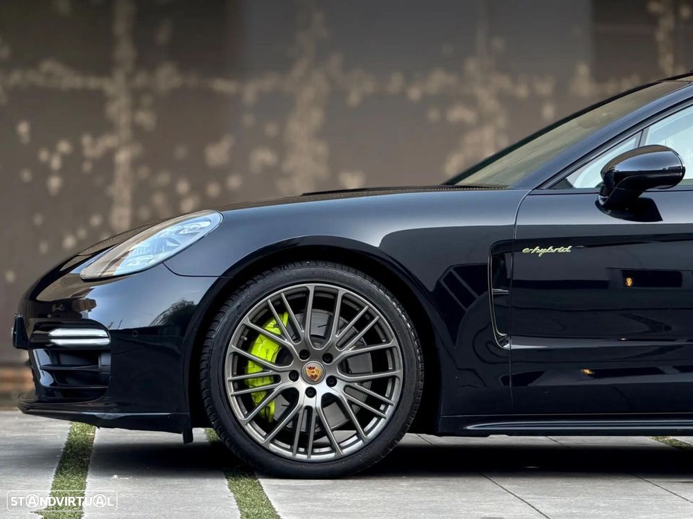 Porsche Panamera Sport Turismo 4 E-Hybrid Platinum Edition PDLS - 34
