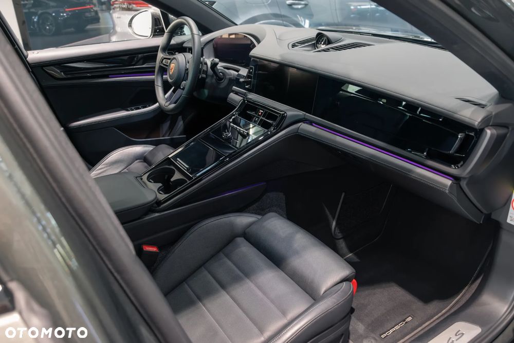 Porsche Panamera 4S E-Hybrid PHEV - 31