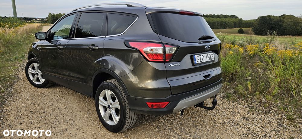 Ford Kuga 1.5 EcoBoost FWD Titanium - 4