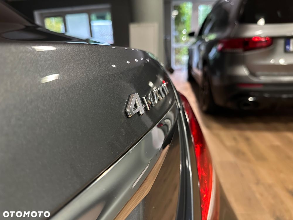 Mercedes-Benz Klasa E 220 d 4-Matic Business Edition 9G-TRONIC - 12