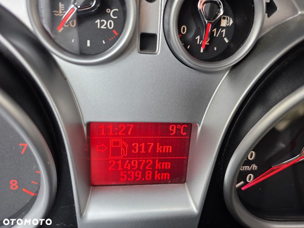 Ford Focus 2.0 16V Titanium - 16