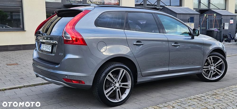 Volvo XC 60 D3 Geartronic Momentum - 3