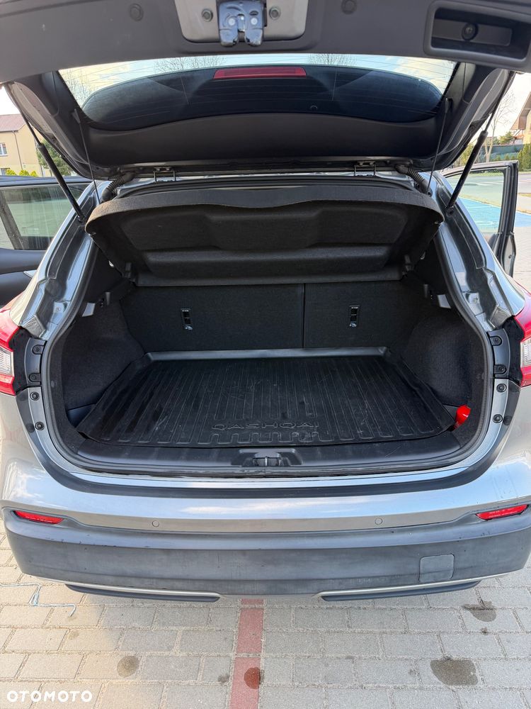 Nissan Qashqai 1.3 DIG-T N-Connecta - 3