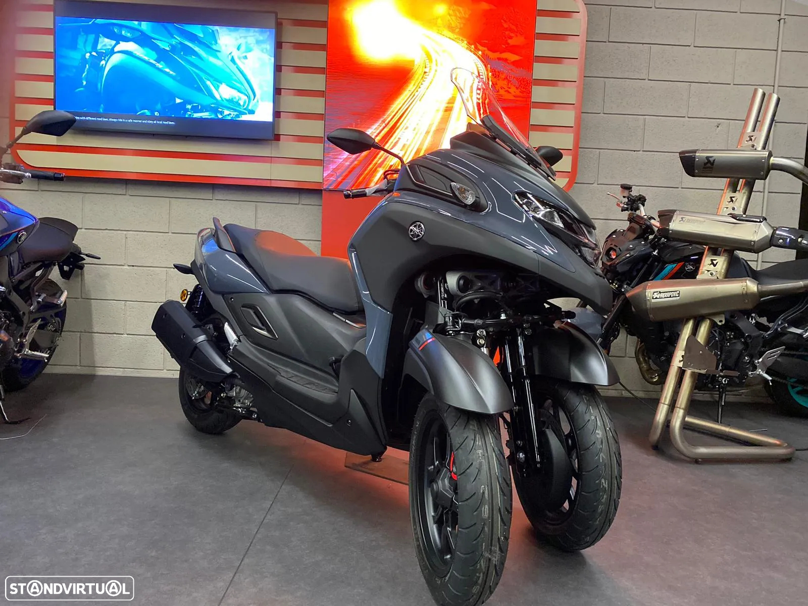Yamaha Tricity 300cm3 Carta de Carro - 9