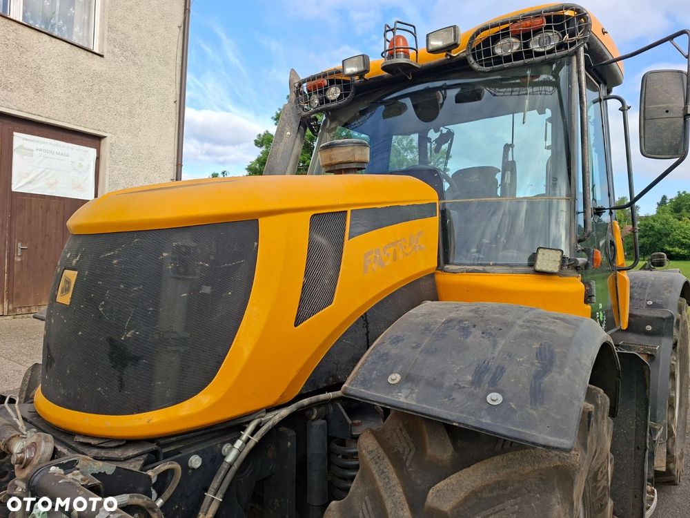 JCB Fastrac 3230 4X4 - 31