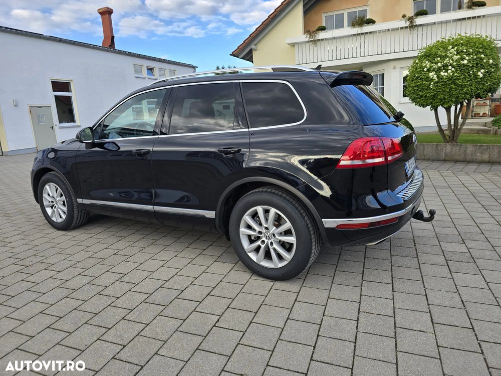 Volkswagen Touareg - 2