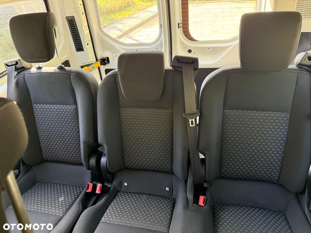 Ford Transit Custom 310 L2H1 Limited - 21