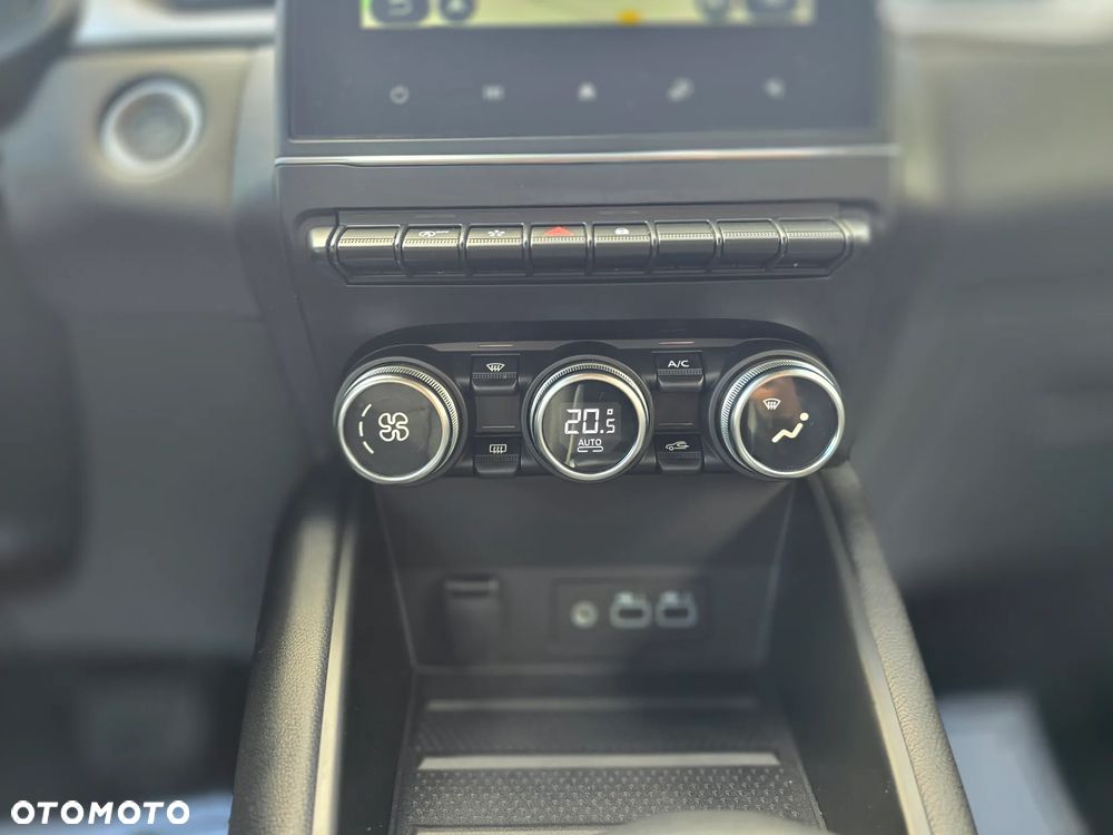 Renault Captur TCe Mild Hybrid 140 EDC GPF TECHNO - 23
