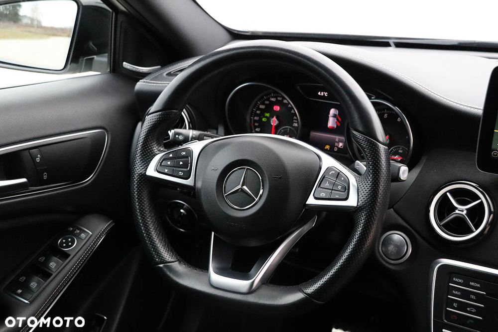 Mercedes-Benz GLA 250 7G-DCT Edition 1 - 32