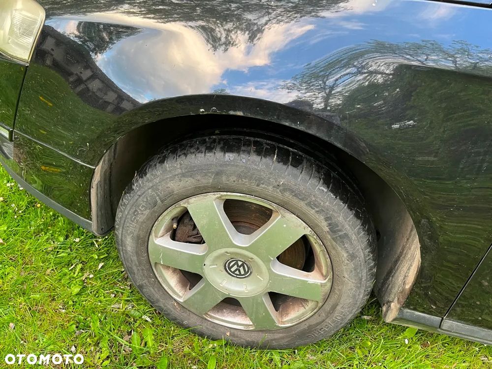 Volkswagen Passat - 16
