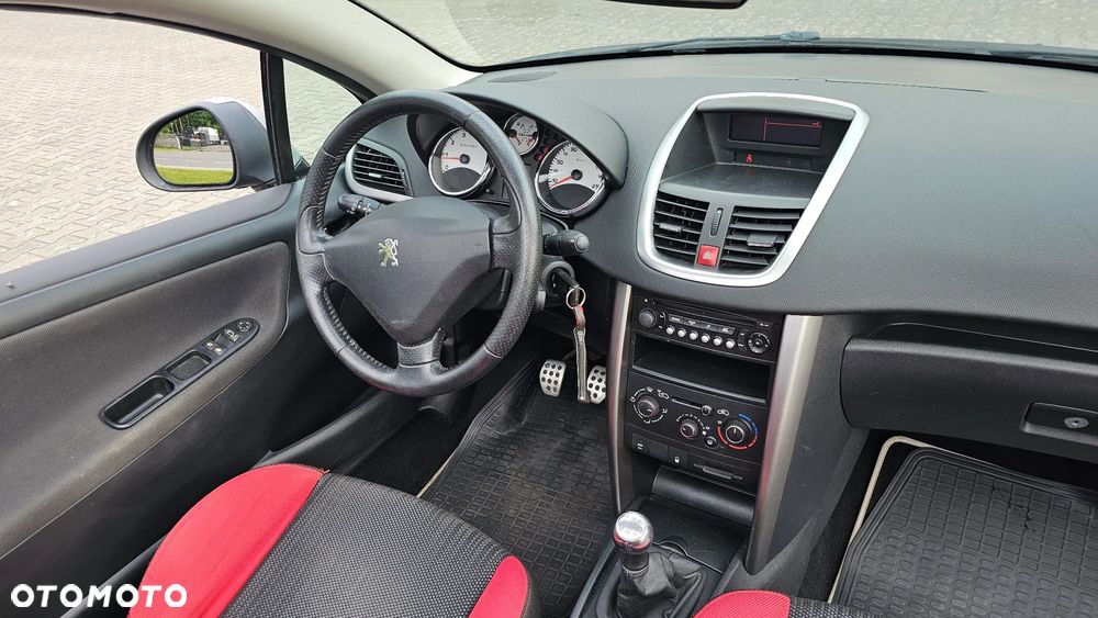Peugeot 207 - 9