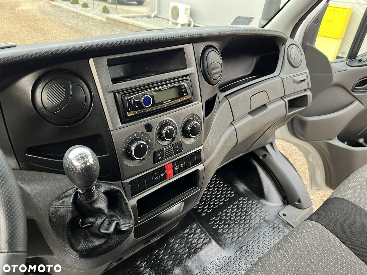 Iveco Daily 35C13 - 10