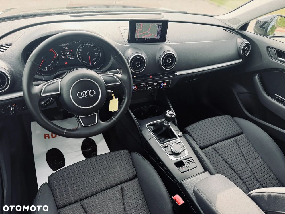 Audi A3 Sportback 2.0 TDI Attraction - 24