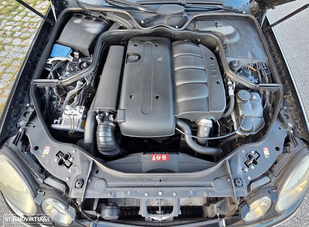 Mercedes-Benz E 220 CDI Avantgarde DPF - 17