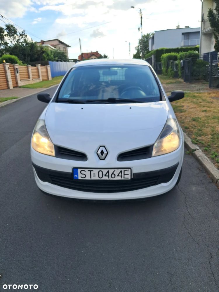 Renault clio - 2
