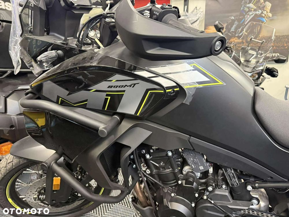 CFMoto MT - 4