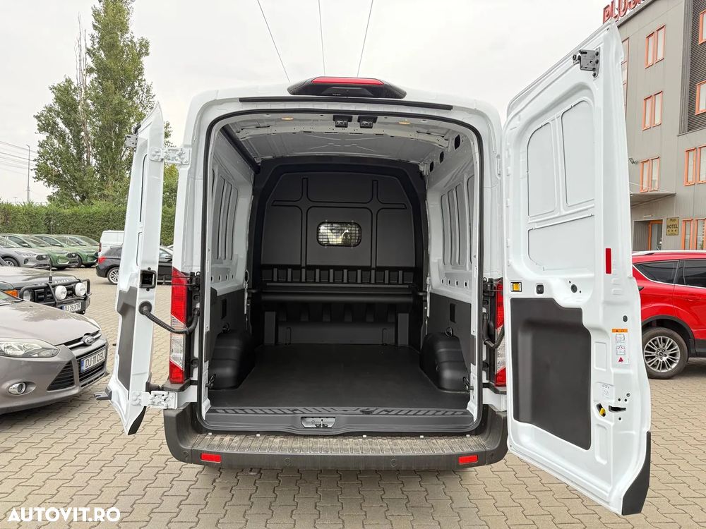 Ford TRANSIT DCIV - 6 LOCURI - 4