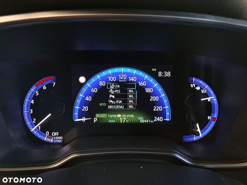 Toyota Corolla 1.8 Hybrid Comfort - 34