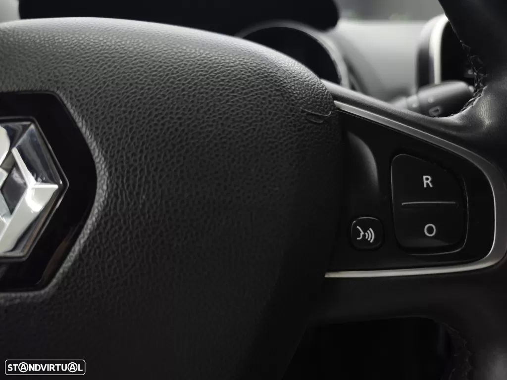 Renault Clio Sport Tourer TCe 90 Limited - 25