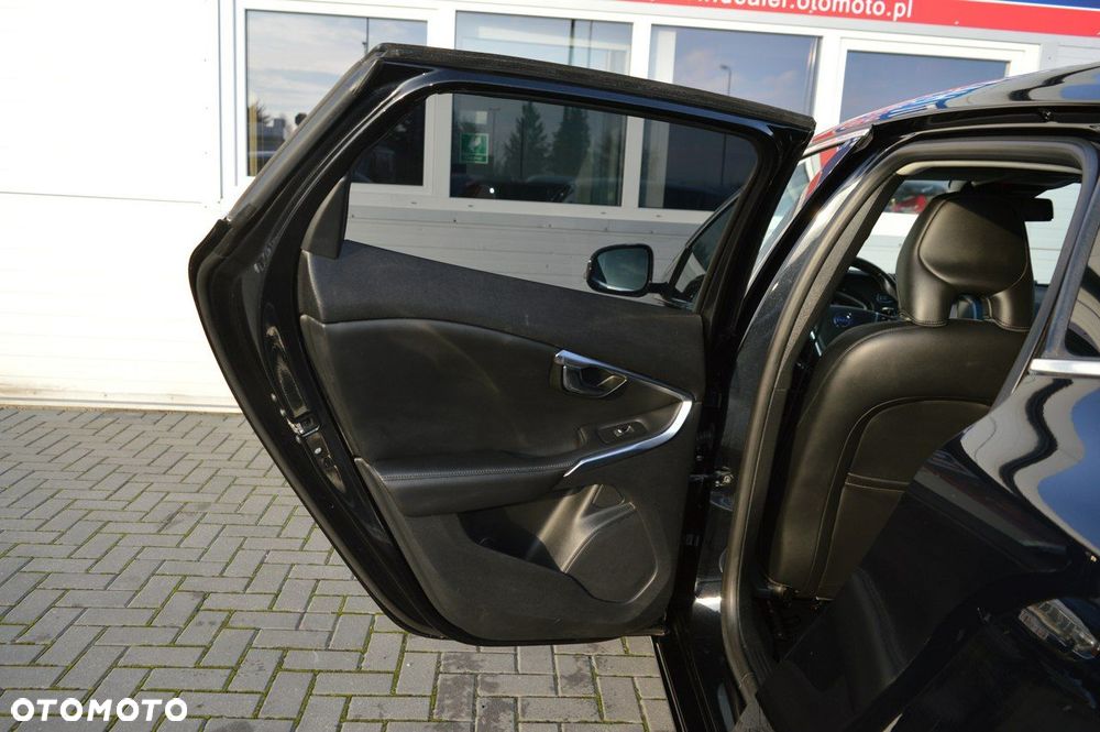 Volvo V40 D2 Summum - 37