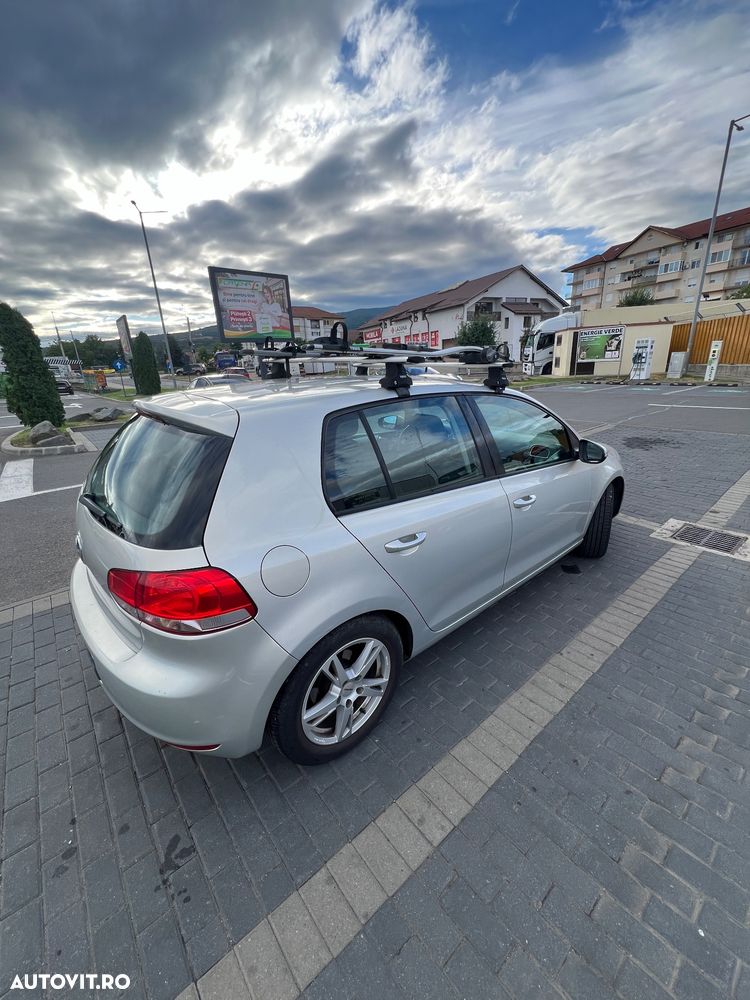 Volkswagen Golf - 2