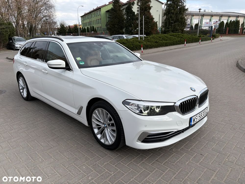 BMW Seria 5 520d Luxury Line - 2