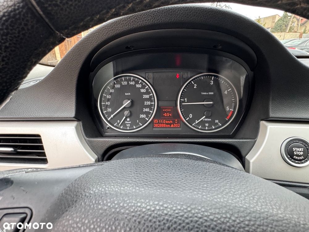 BMW Seria 3 316d DPF - 13