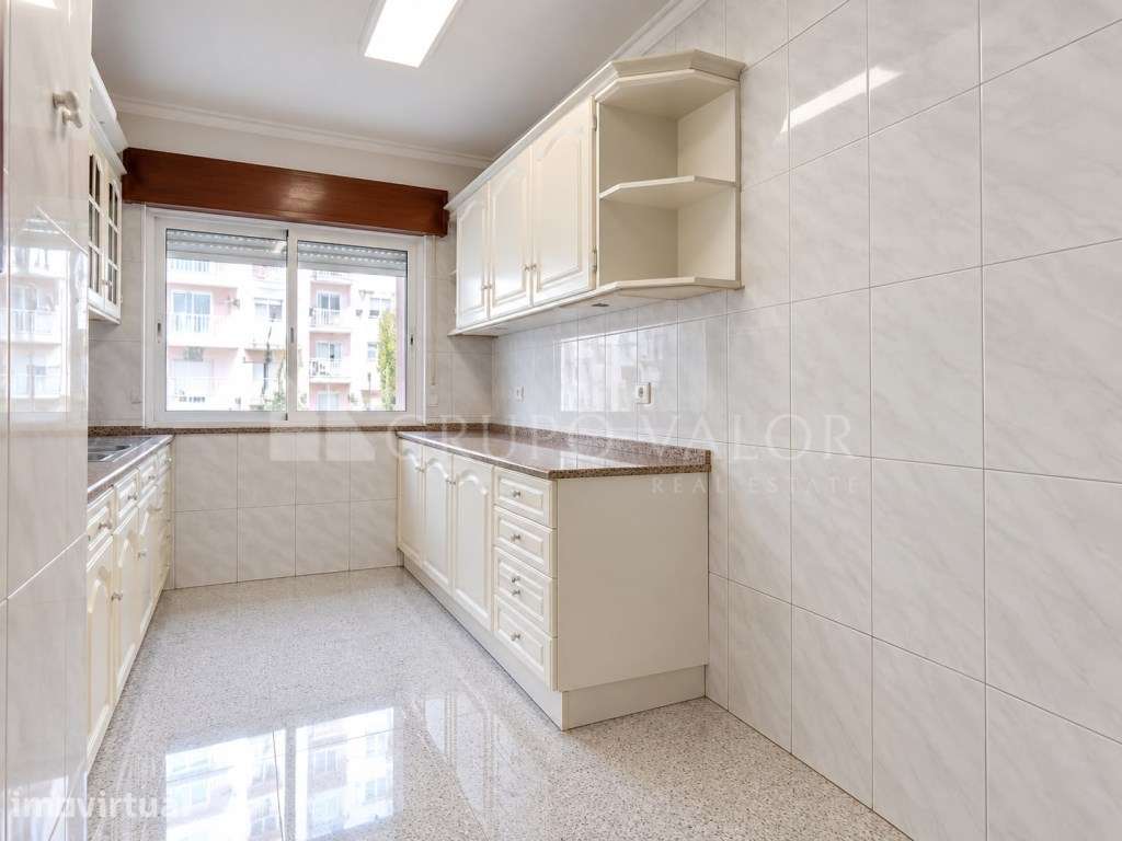 Apartamento T1+1 em Monte Abraão - Queluz - Grande imagem: 4/15