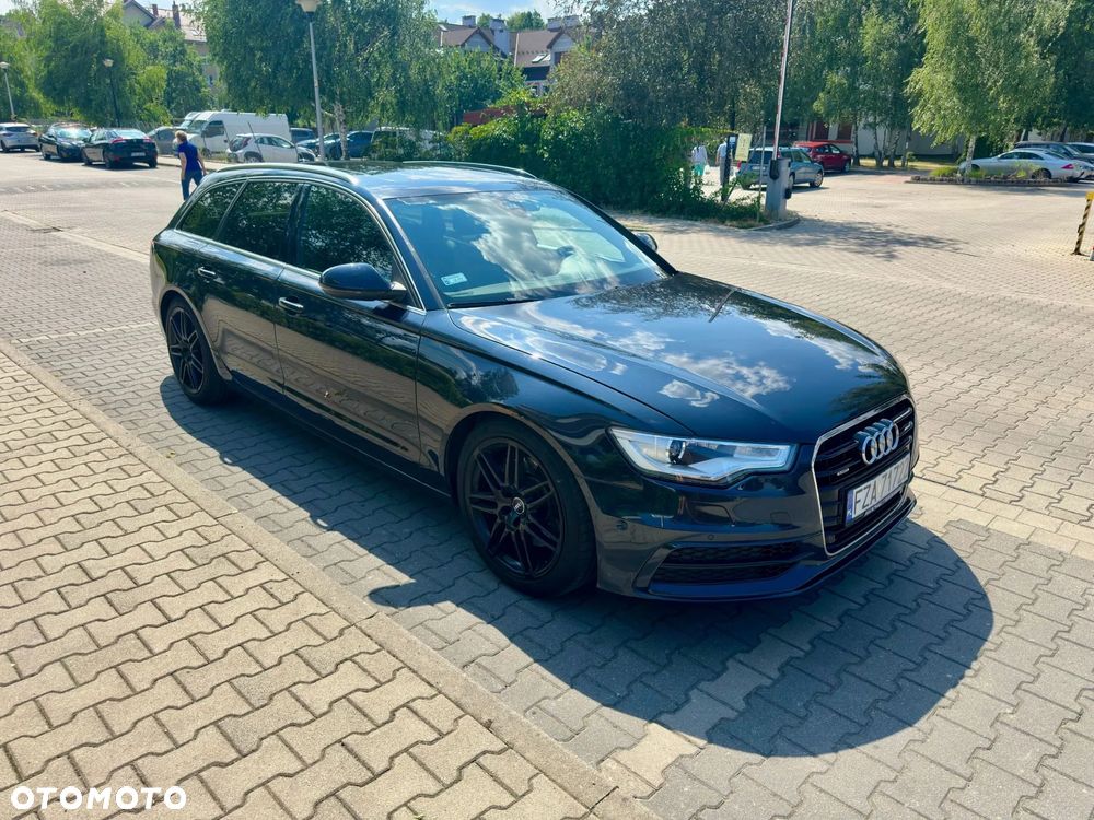 Audi A6 Avant 2012 photo 2
