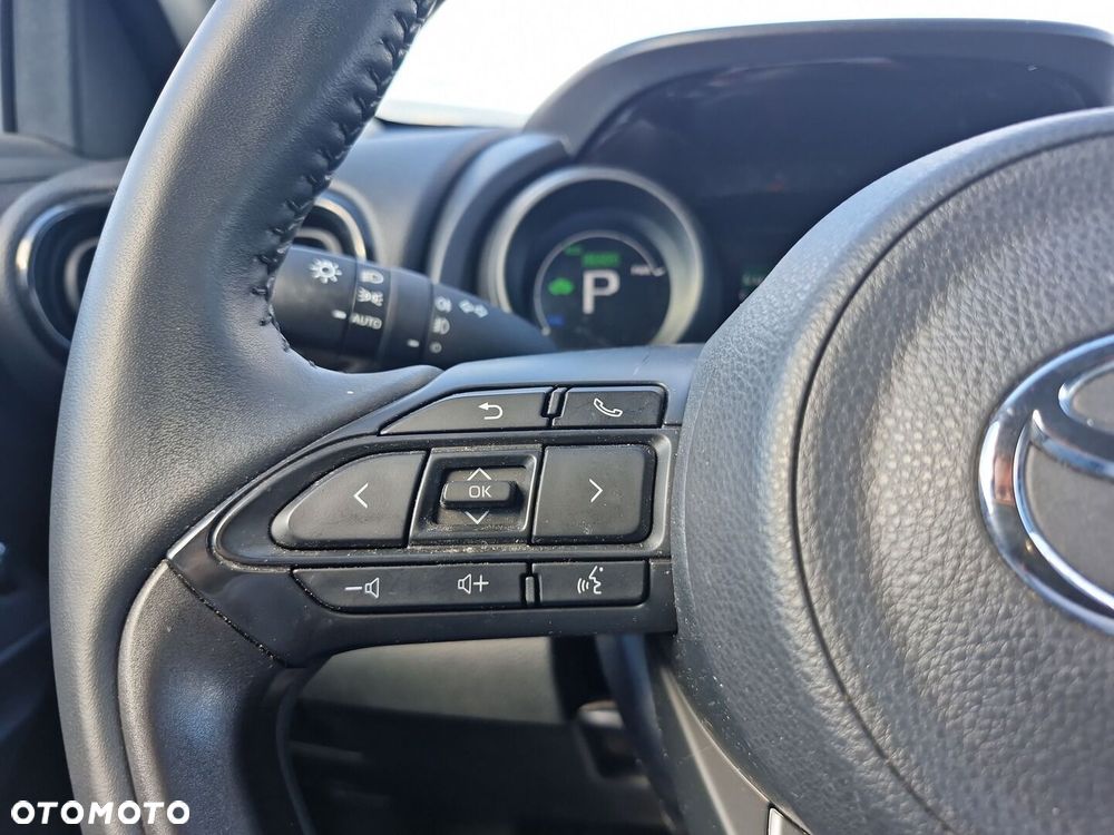 Toyota Yaris Cross Hybrid 1.5 Comfort - 23