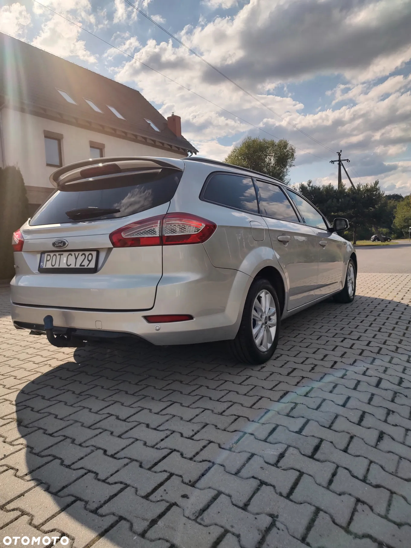 Ford Mondeo - 12