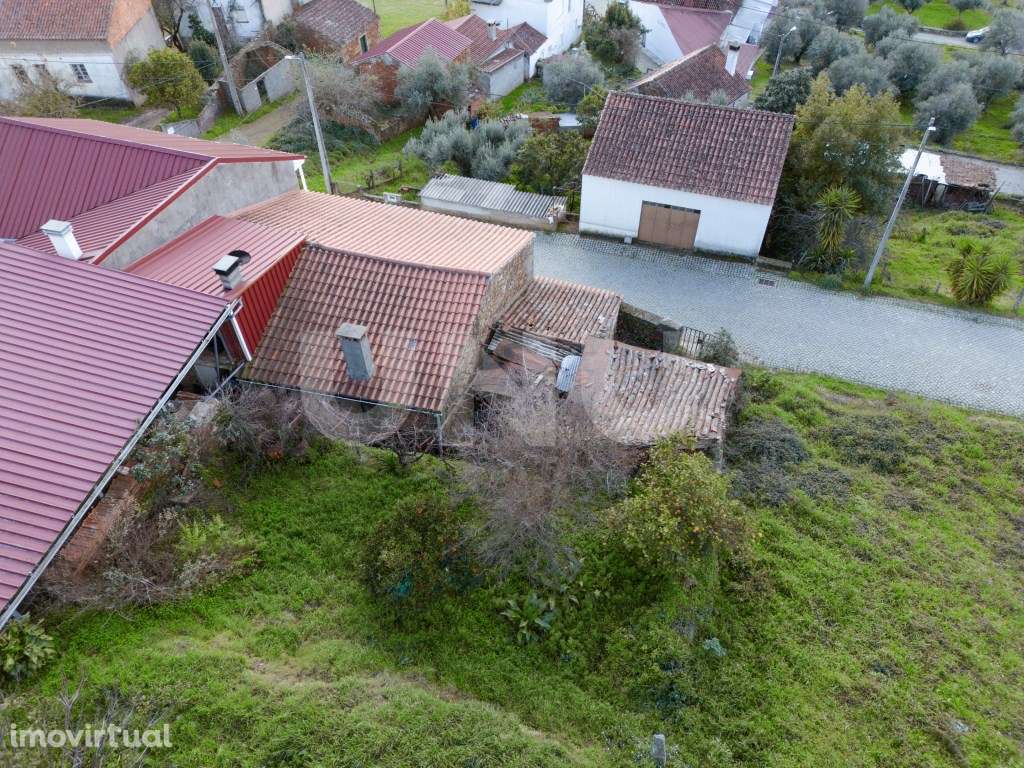 Moradia T3 com Logradouro - Grande imagem: 2/13