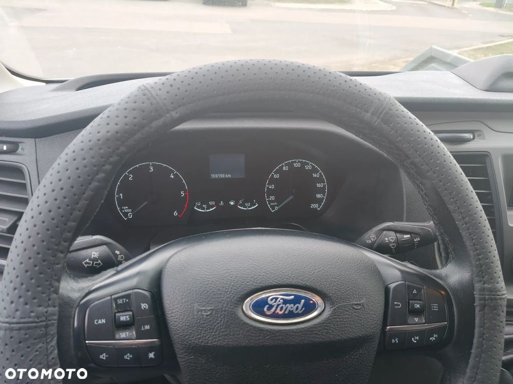 Ford Transit - 13