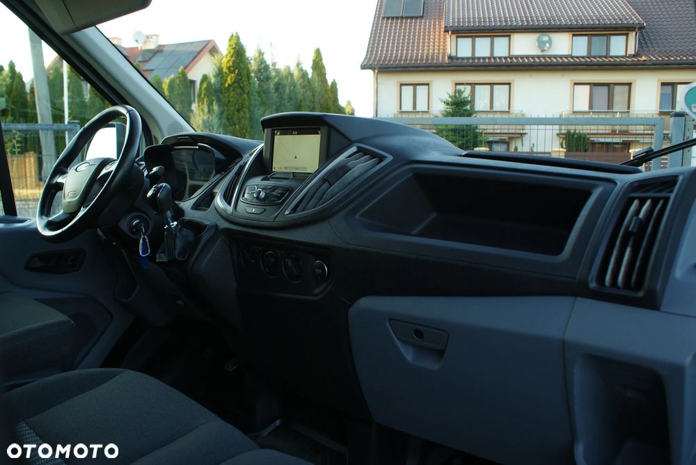 Ford Transit - 15