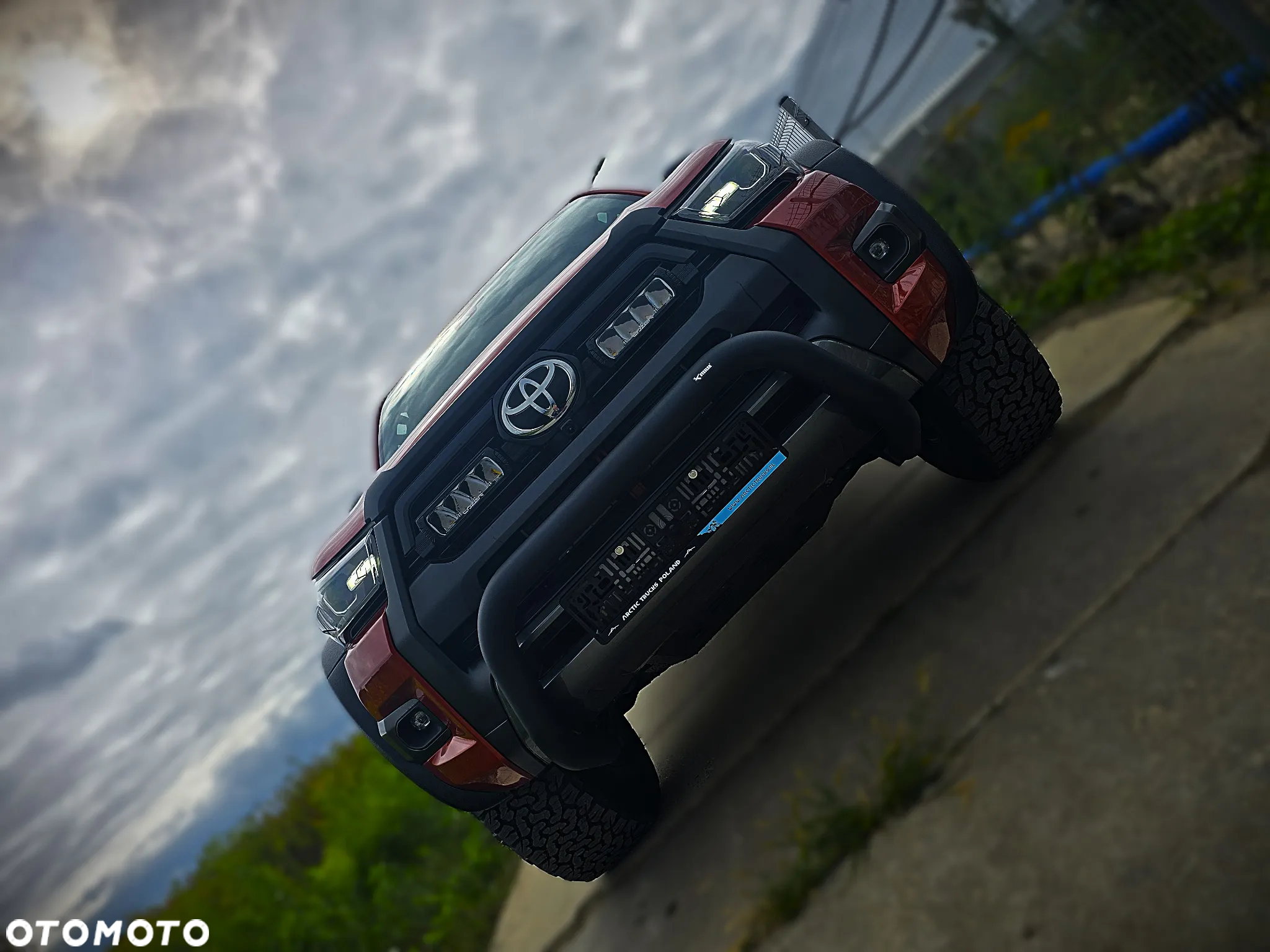 Toyota Hilux 2.8 D-4D Double Cab SR5 4x4 - 4