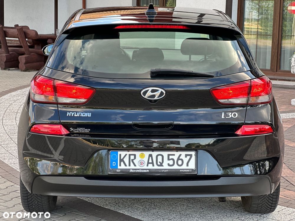 Hyundai i30 1.4 Premium - 11