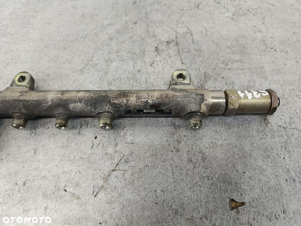 LISTWA WTRYSKOWA DIESEL NISSAN PRIMERA III P12 7700114017 0445214024  BOSCH - 4