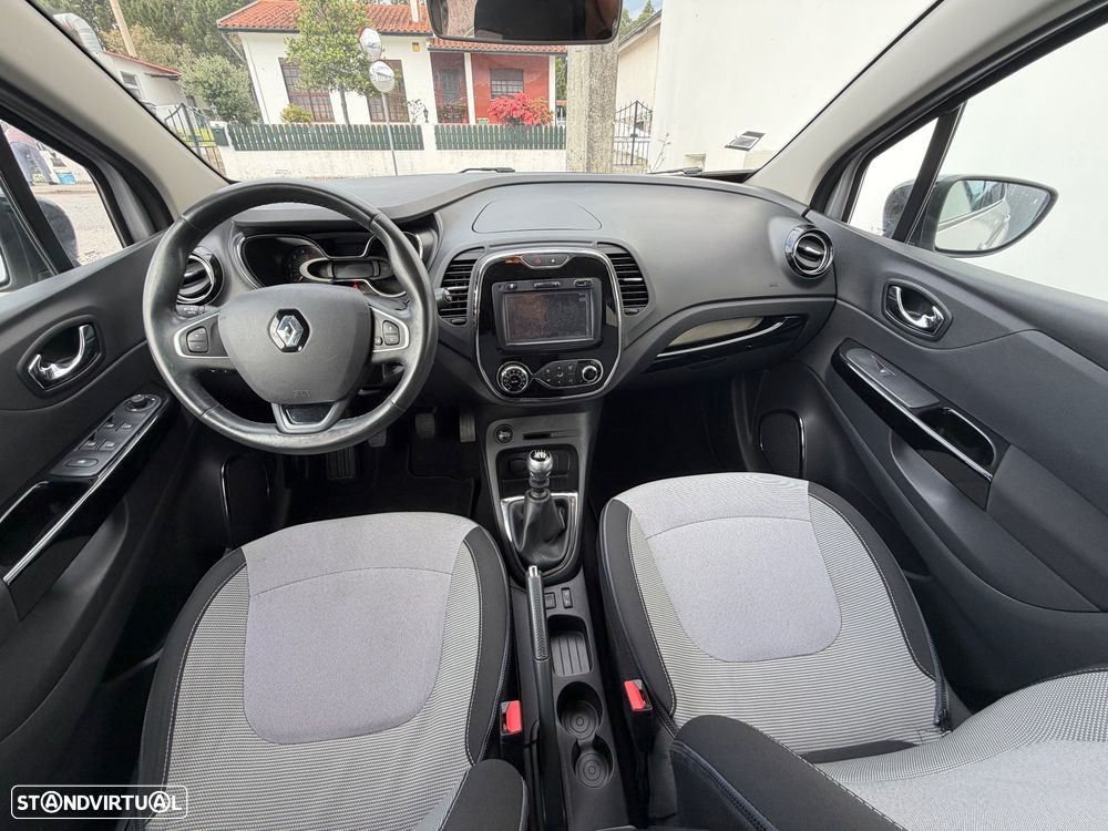 Renault Captur 1.5 dCi Exclusive - 11