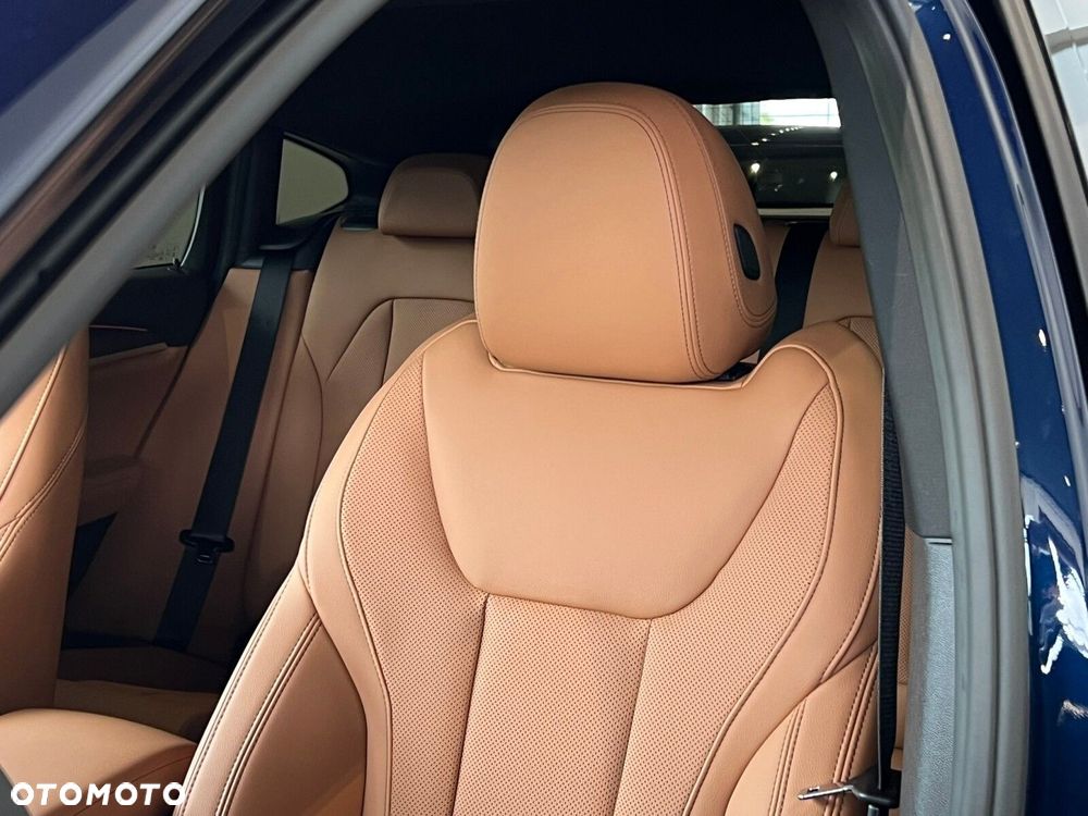 BMW X4 - 31