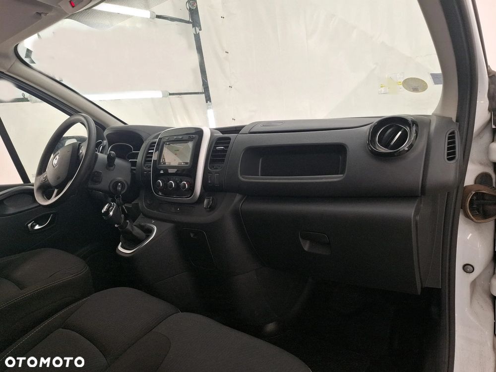 Renault TRAFIC - 4
