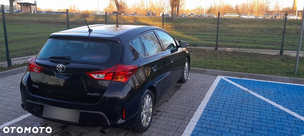 Toyota Auris 1.6 Valvematic Comfort - 5